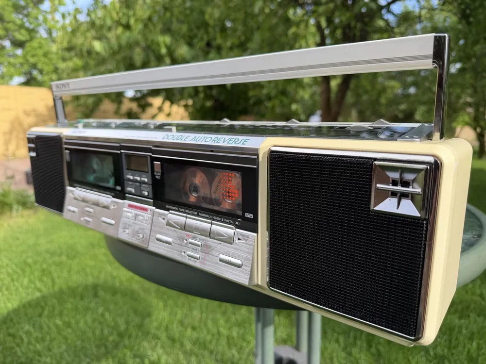 Sony CFS-W901 Rare Vintage MINT Collectible Cassette Boombox Getto blaster