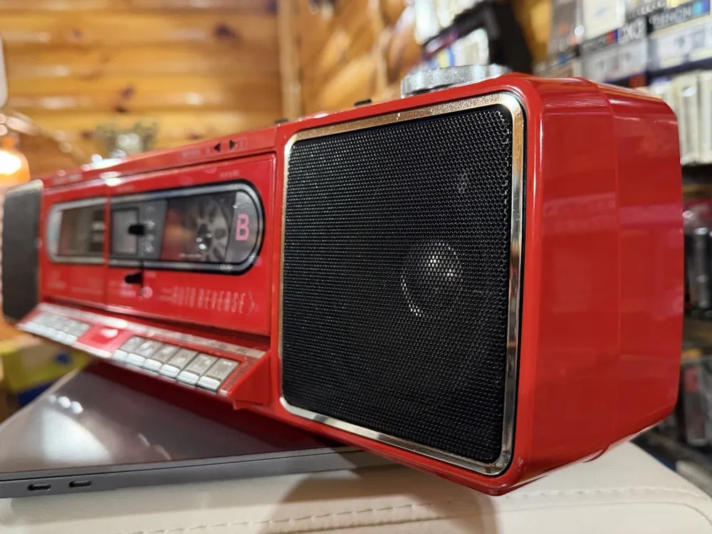 Sanyo U4 W60 Rare Vintage Japan Boombox Serviced Getto blaster Warranty Red