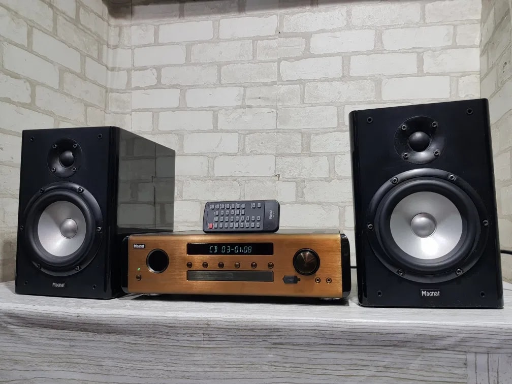 MC-2 / MC2 Magnat MC-2 Rare Vintage Tube CD Receiver Stereo System Tested Hi-Fi