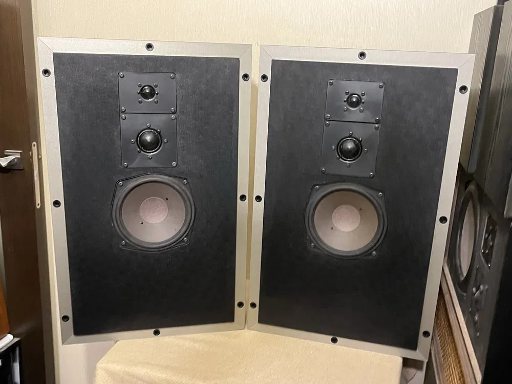 Grundig BOX FL-10 Rare Vintage 3-Way Floor Speakers Tested Working Warranty