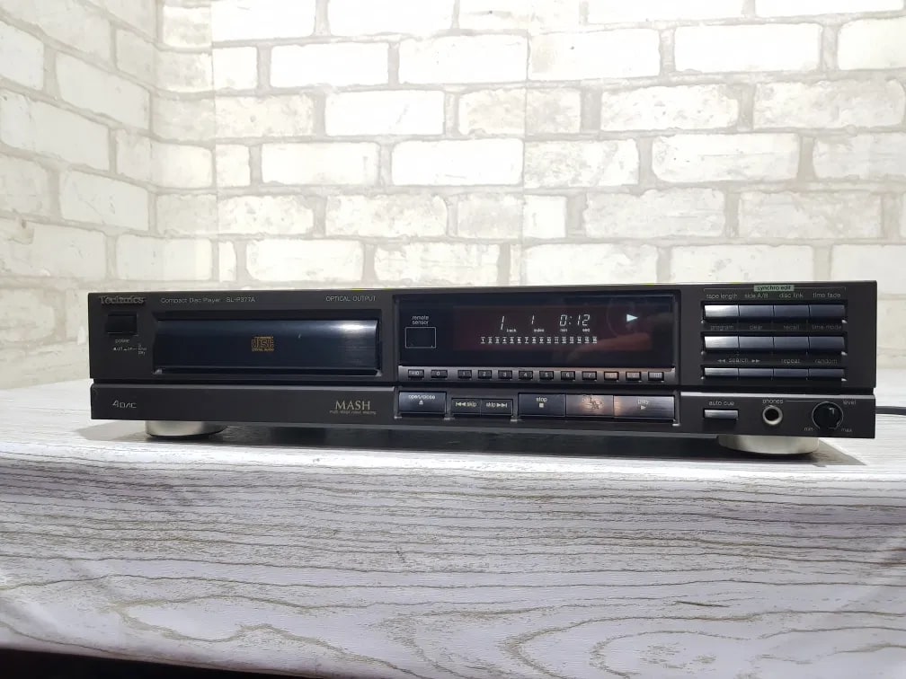 Technics SL-P377A Rare Vintage CD Player Tested Working Stereo