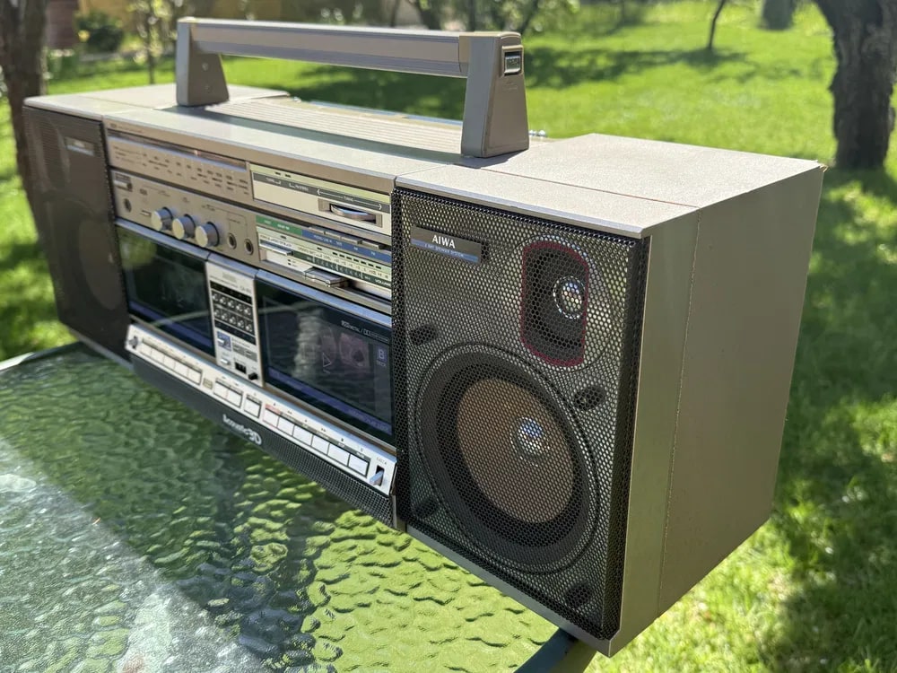 AIWA CA-W2 Rare Vintage Boombox Serviced Warranty Wireless Speakers 3D Sound