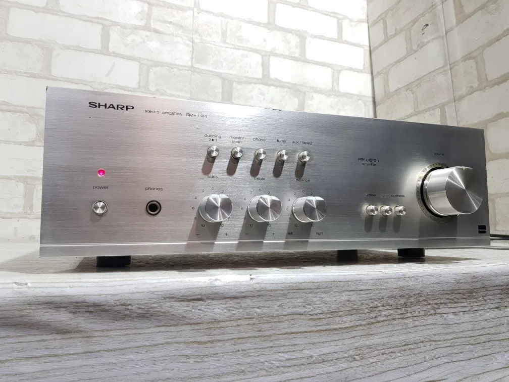 Sharp SM-1144H Rare Vintage Stereo Integrated Amplifier Tested Working