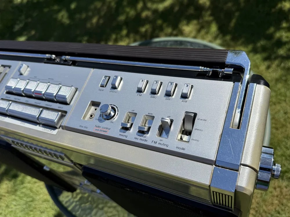Sharp GF-9696Z Rare Vintage MINT Japan Boombox Getto blaster Serviced