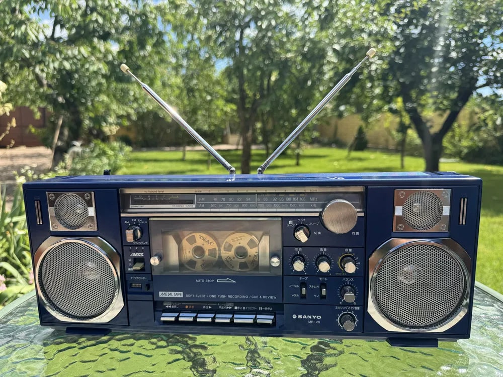 SANYO V8 Rare Vintage Cassette Boombox Getto blaster  Serviced Warranty