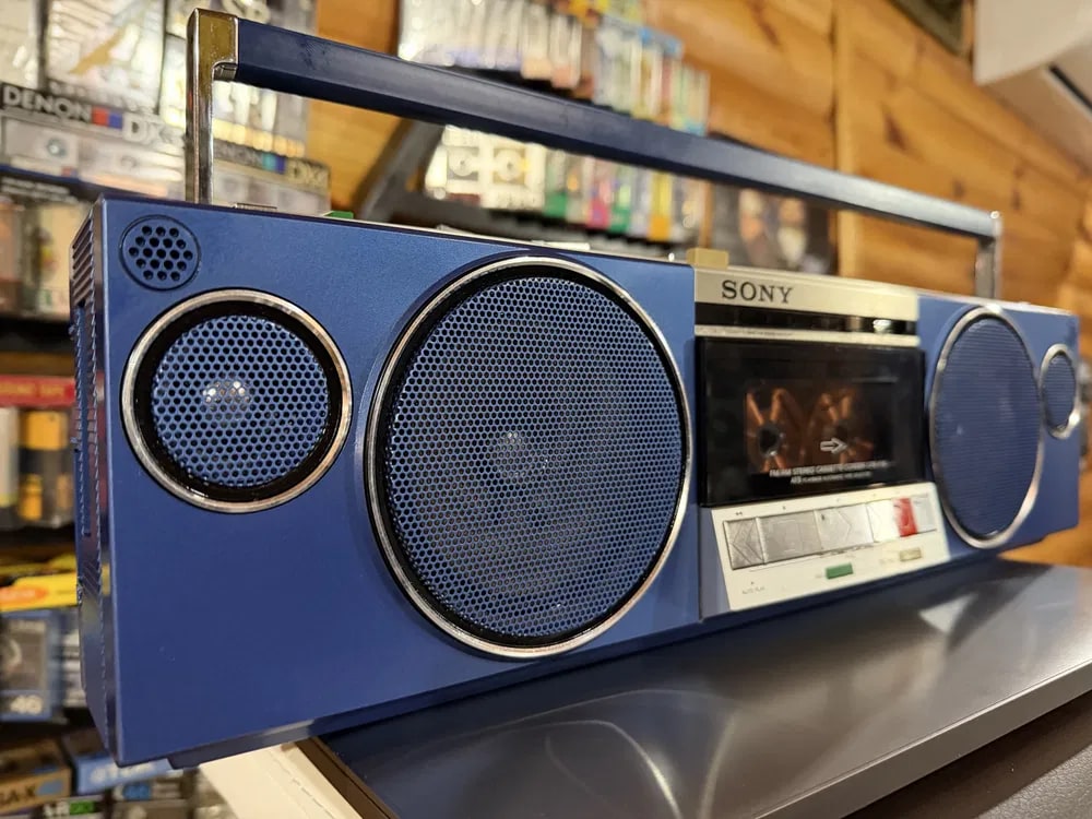 Sony CFS-F10 Rare Vintage MINT Cassette Boombox Tested Portable Warranty Japan