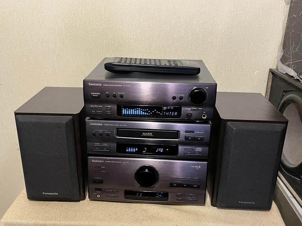 Technics CH750 Rare Vintage System Amplifier Tuner CD EQ Panasonic Speakers