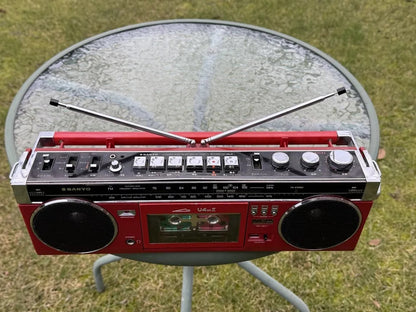 Sanyo MR-U4mkII Rare Vintage Stereo Boombox Cassette Radio Player