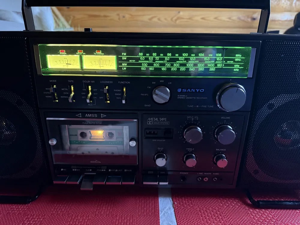 Sanyo M 9998LU Rare Vintage Cassette Boombox Getto blaster Serviced Warranty