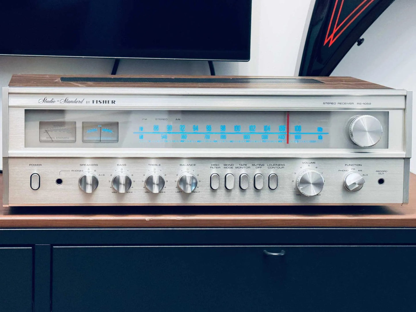 Fisher RS-1052 Studio Standard MINT Rare Vintage  Receiver Serviced Warranty