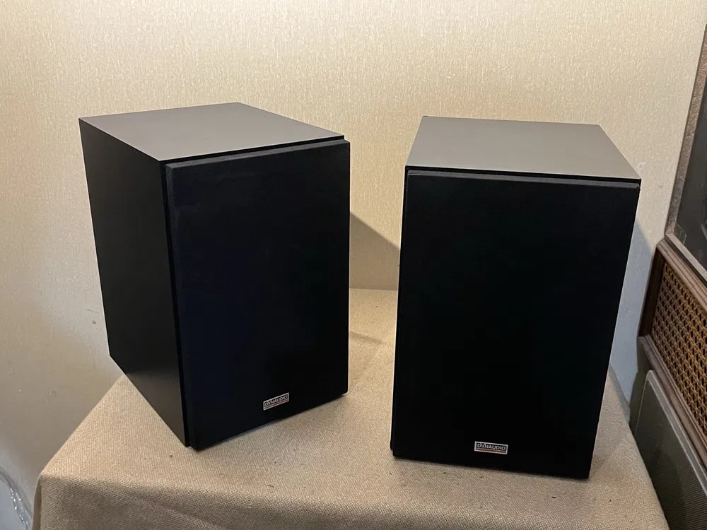 Dynaudio Audience 5 Rare Vintage Bookshelf Speakers Working Warranty