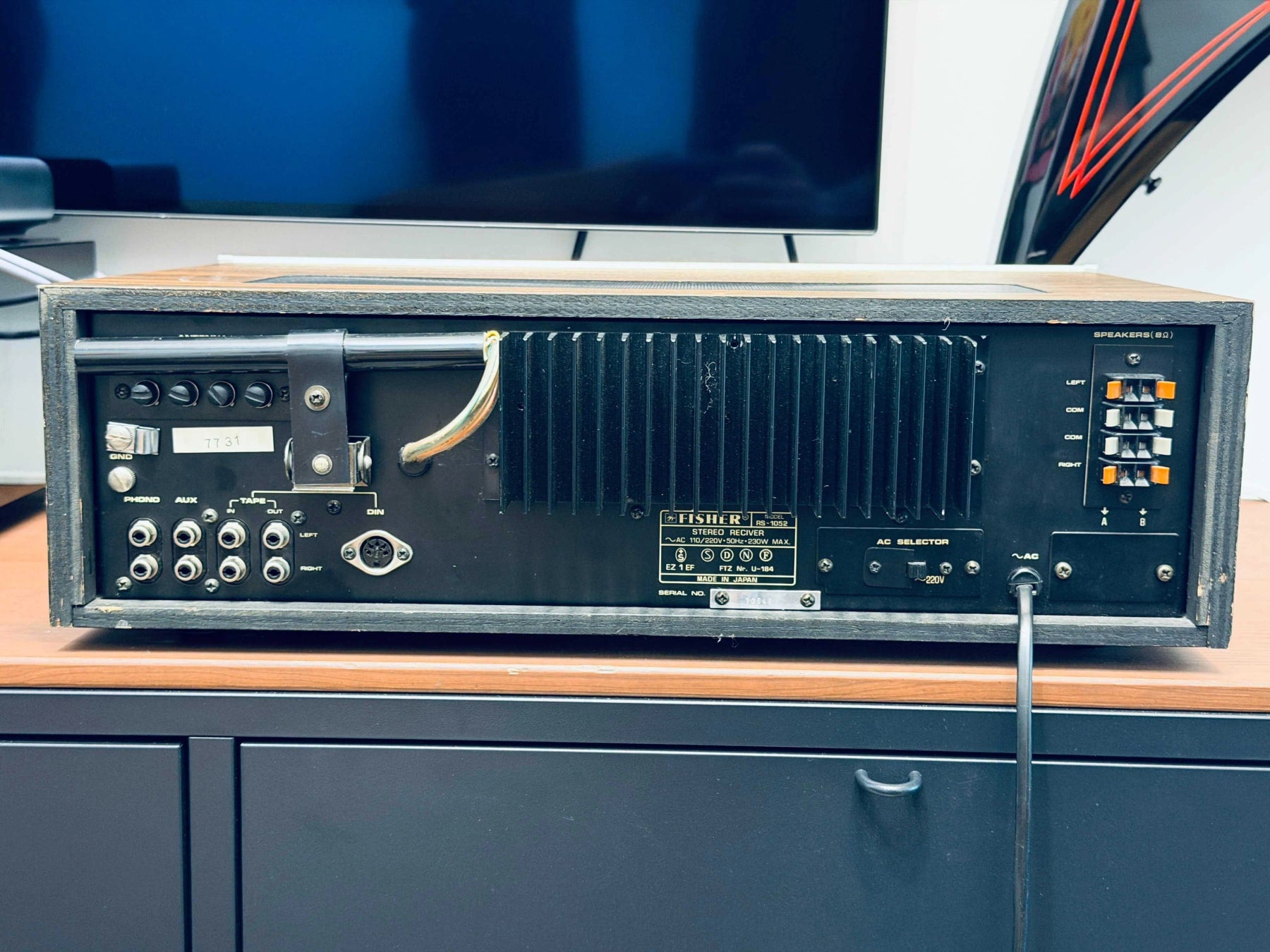 Fisher RS-1052 Studio Standard MINT Rare Vintage  Receiver Serviced Warranty