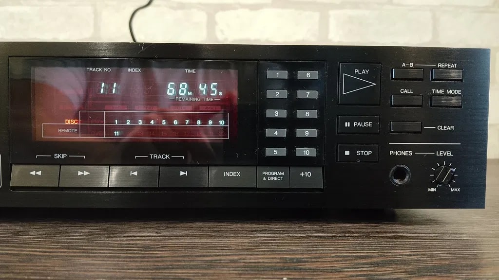 Denon DCD-1300 Rare Vintage CD Player Warranty Tested Remote 100V