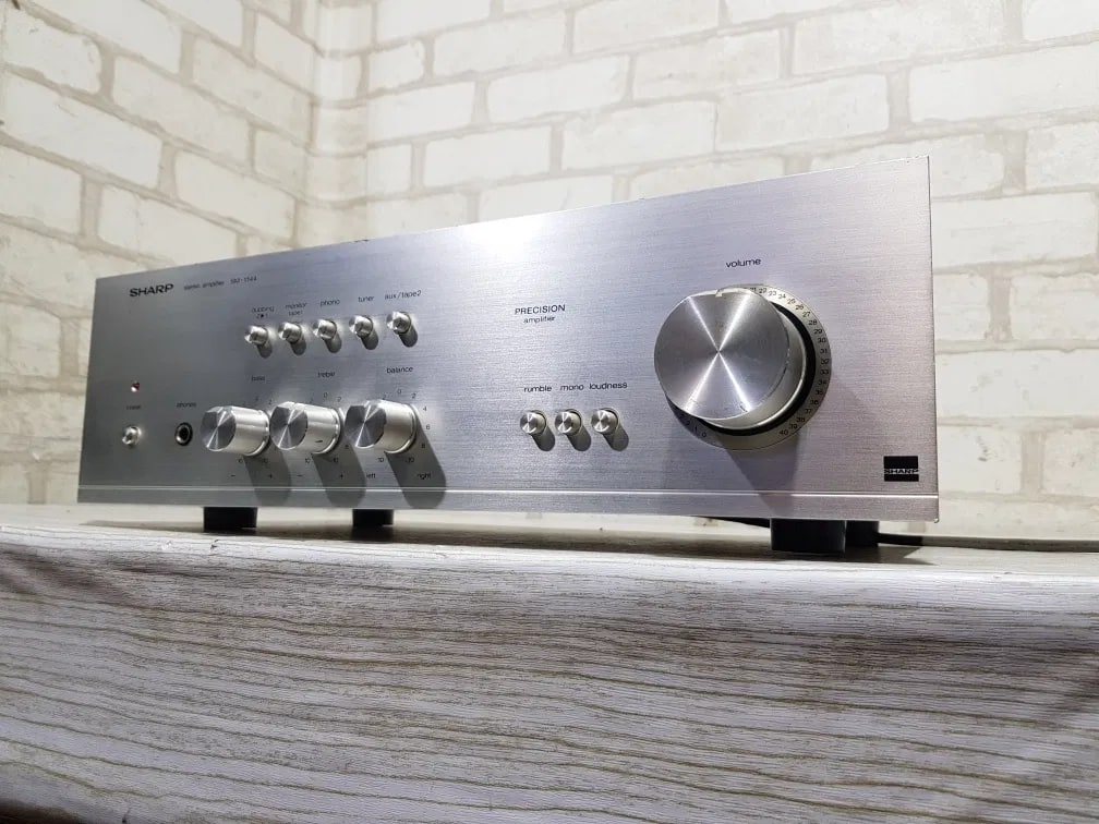 Sharp SM-1144H Rare Vintage Stereo Integrated Amplifier Tested Working
