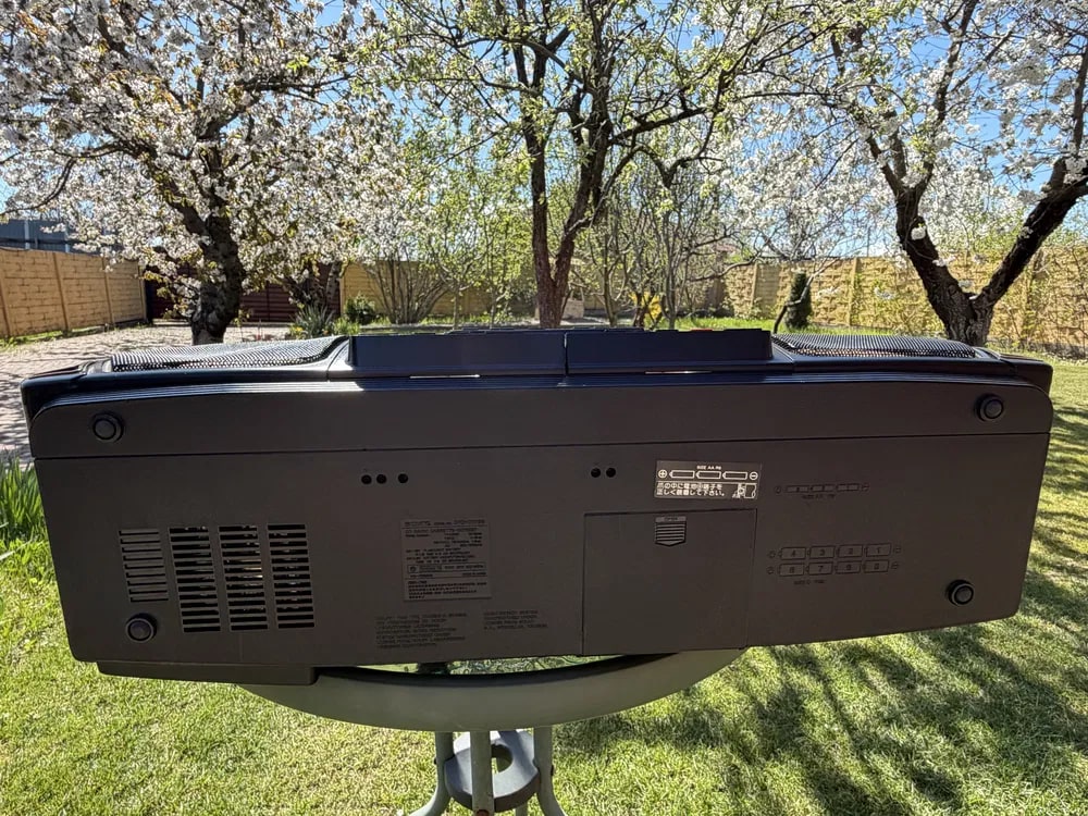 Sony CFS-DW 95 Rare Vintage Mint Boombox Warranty Tested Built-in Subwoofer 100V