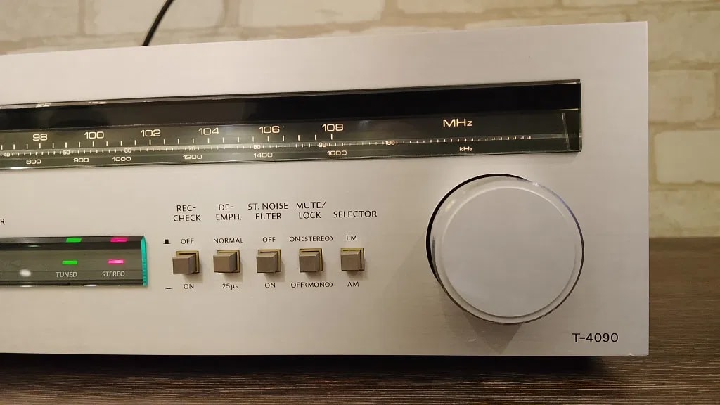 ONKYO T-4090 Rare Vintage MINT Stereo Tuner Warranty Tested FM/AM