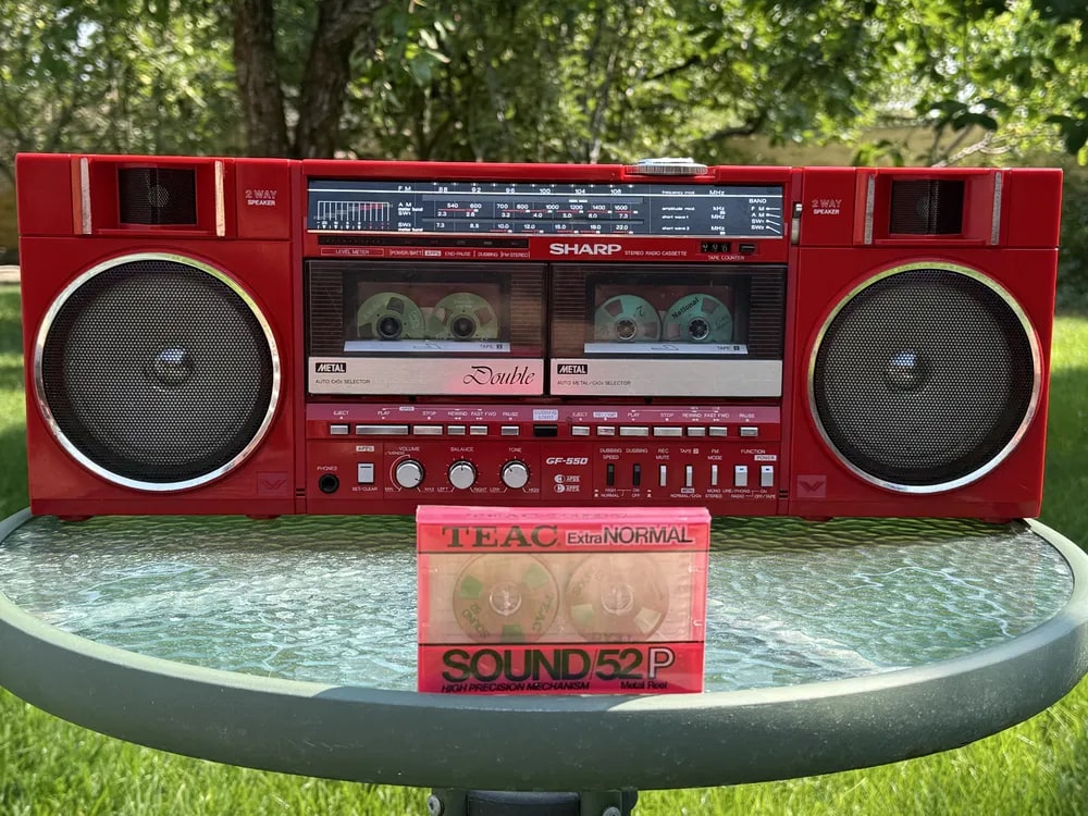 Sharp GF-550ZR Rare Vintage Cassette Boombox  Gettoblaster Warranty +Manual