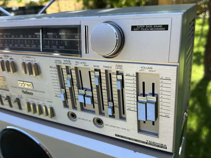 Toshiba RT-S 98 Rare Vintage Boombox Getto blaster Cassette Serviced