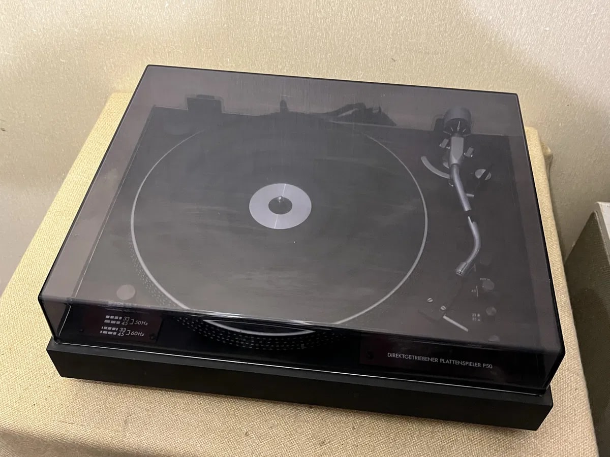 NIKKO P70 Rare Vintage Turntable Direct Drive Jelco Tonearm Hi-Fi