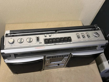 SHARP GF-8585E Rare Vintage MINT Boombox Working Stereo Cassette Radio