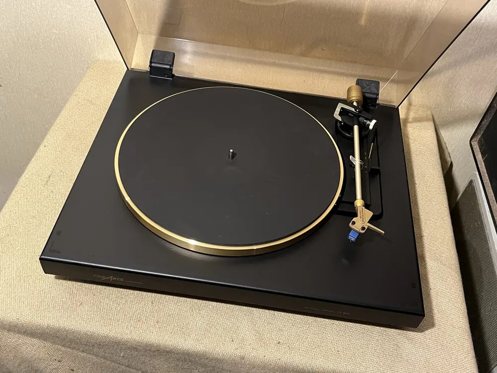 DUAL / GRUNDIG FINEARTS TT-903 GOLD Rare Vintage Turntable Warranty