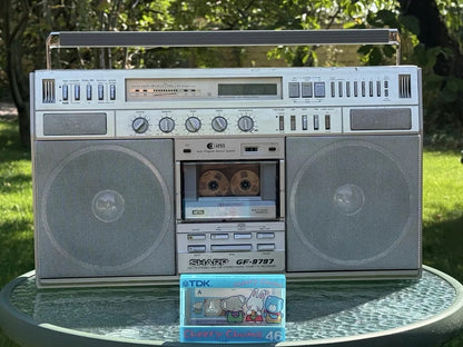 Sharp GF-9797H Rare Vintage Cassette Boombox Getto blaster Serviced