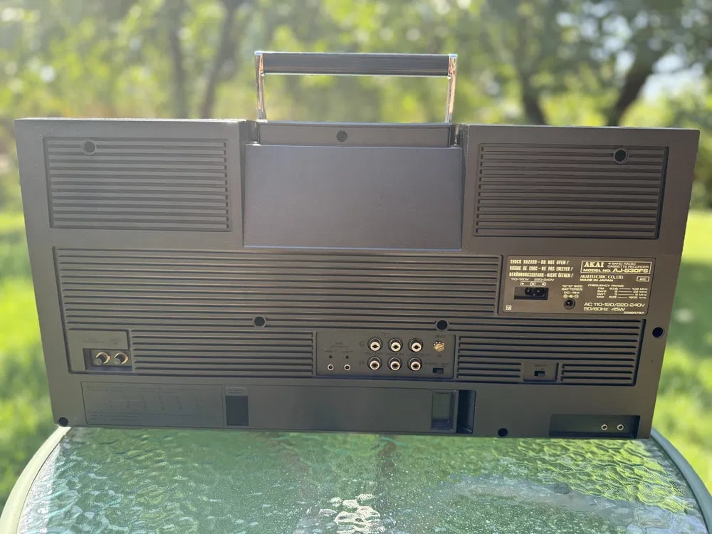 AKAI AJ-530FS Rare Vintage Japan Boombox Getto blaster Serviced Warranty