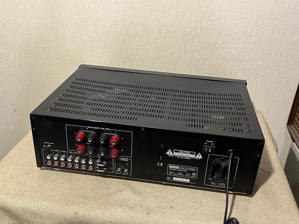 TEAC A-R300 Rare Vintage Amplifier Warranty Tested Hi-Fi Stereo 2x50W