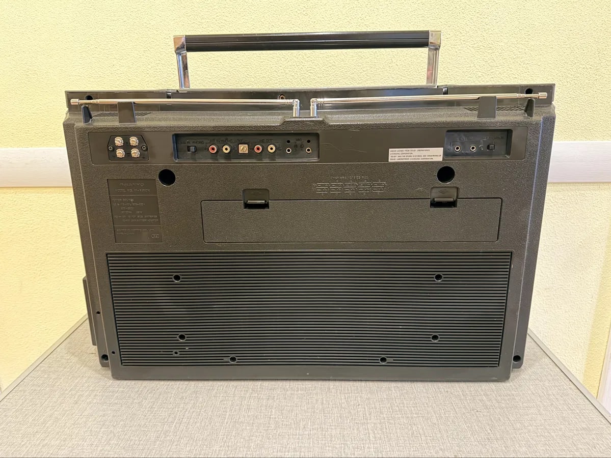 SANYO M X960K Rare Vintage Boombox Working Stereo 4-Band Radio Cassette