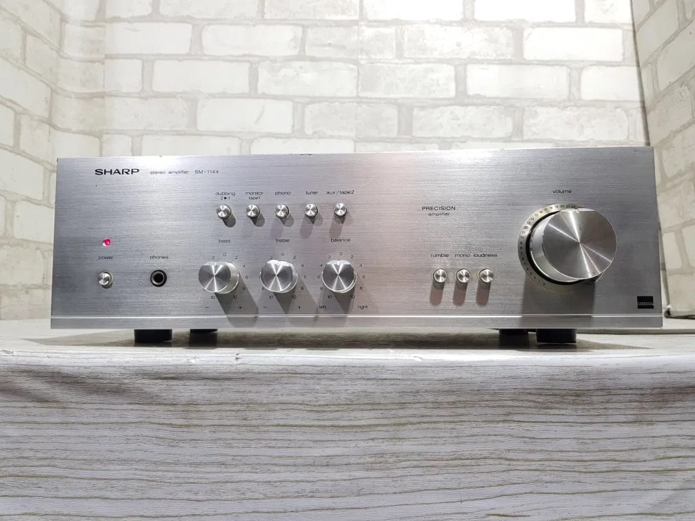 Sharp SM-1144H Rare Vintage Stereo Integrated Amplifier Tested Working