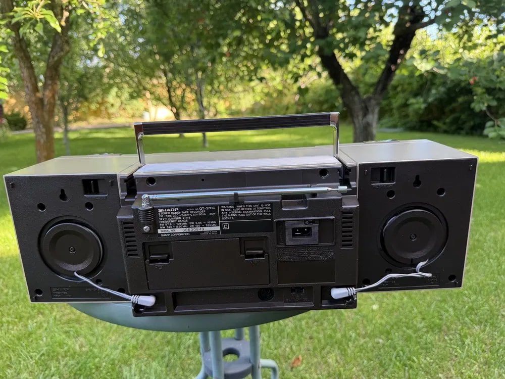 Sharp QT-37 Rare Vintage Mint Collectible Japan Boombox Getto blaster Warranty