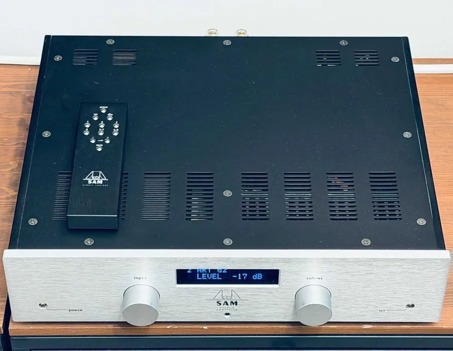 Audionet SAM V2 Rare Vintage MINT Integrated Amplifier Warranty Hi-Fi Stereo
