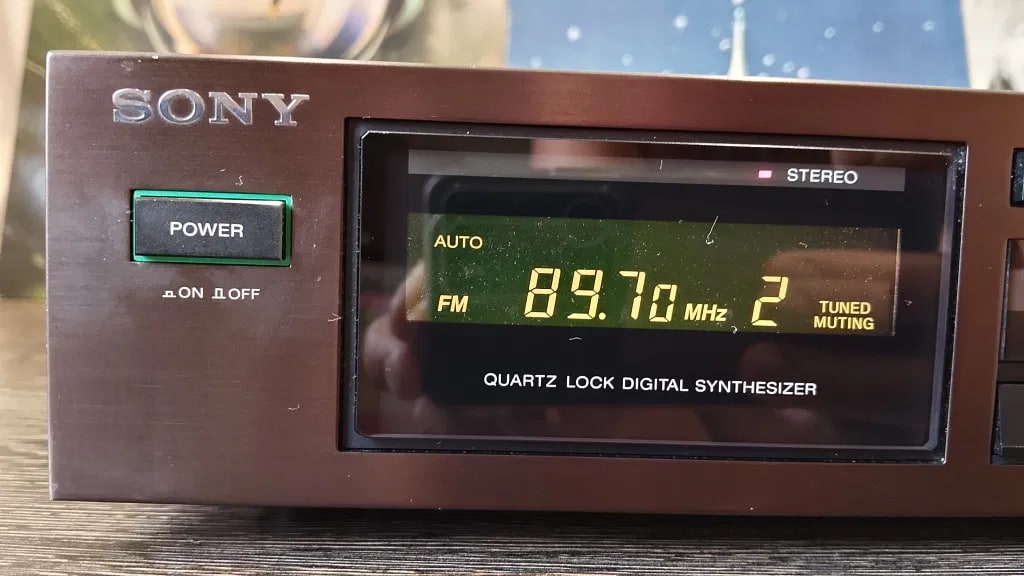 Sony ST-S222ES Rare Vintage FM Stereo FM-AM Tuner Serviced Working ES Series