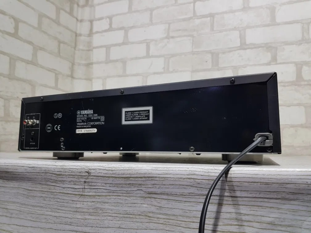 Yamaha CDC-585 Rare Vintage CD Changer Tested Working 5-Disc Carousel
