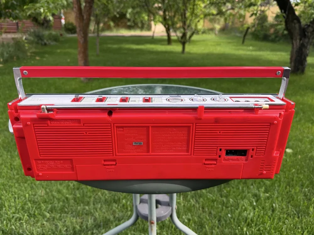 Toshiba RT-SF5 Rare Vintage Cassette Deck Boombox Getto blaster Warranty Japan