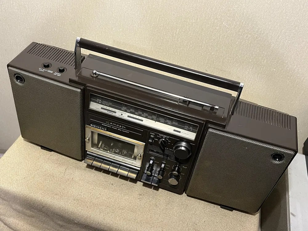Siemens CLUB 735 (SANYO M9996) CLUB 735 Sanyo M9996 Rare Vintage Stereo