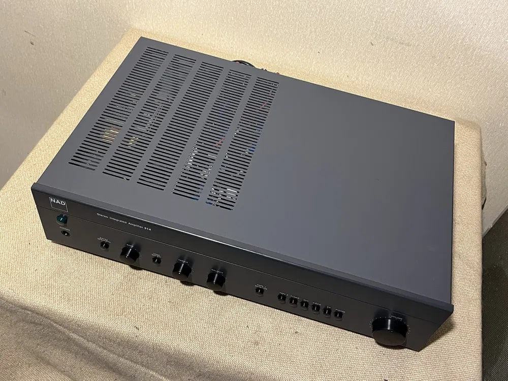 NAD C314 Rare Vintage Collectible MINT Stereo Amplifier Serviced Warranty
