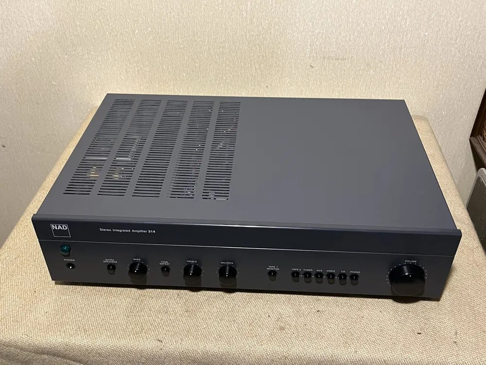 NAD C314 Rare Vintage Collectible MINT Stereo Amplifier Serviced Warranty