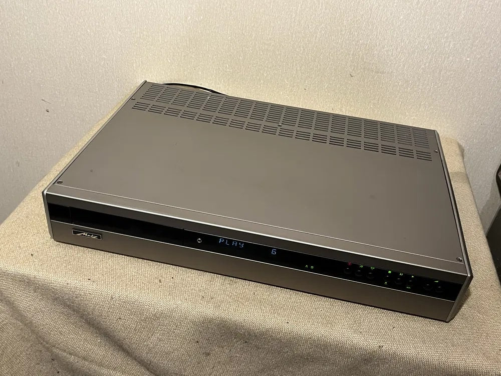 T+A K11 / 10HE11 K11 / METZ 10HE11 Rare Vintage CD Amplifier Tested Warranty