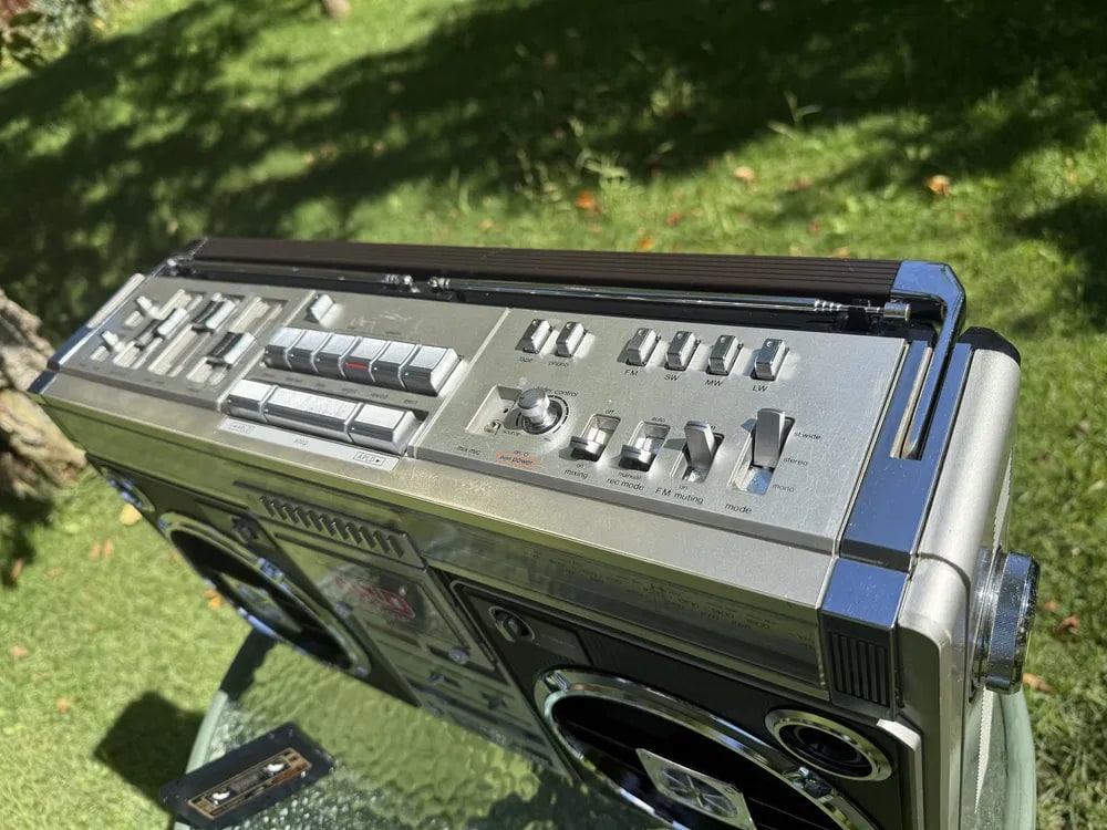 Sharp 9696H Rare Vintage Mint Boombox Getto blaster Warranty Working European