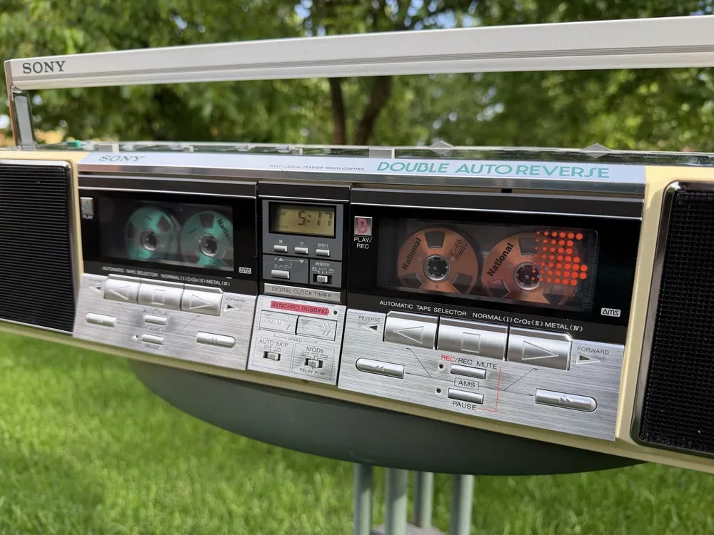 Sony CFS-W901 Rare Vintage MINT Collectible Cassette Boombox Getto blaster