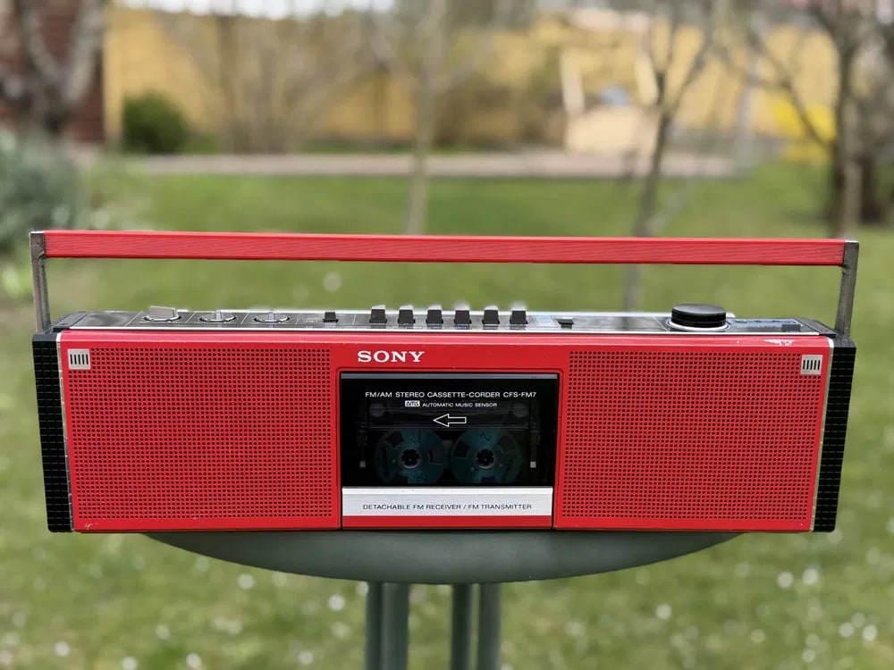 Sony CFS-FM7 Super Rare 2 in 1 Vintage Boombox Warranty Detachable Radio