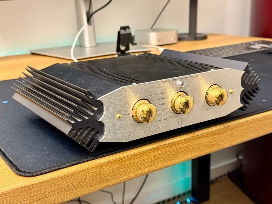 Alchemist Kraken APD6A MkII Rare Vintage MINT Integrated Amplifier Warranty