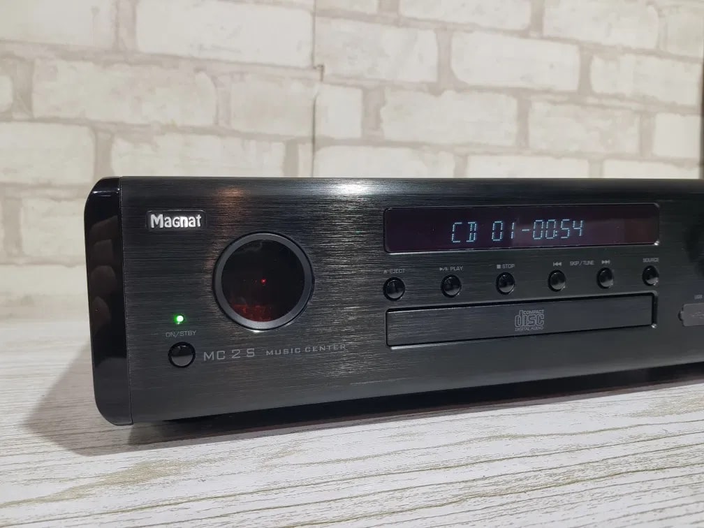 Magnat MC 2S Rare Vintage Hybrid CD Stereo Receiver Tested Working