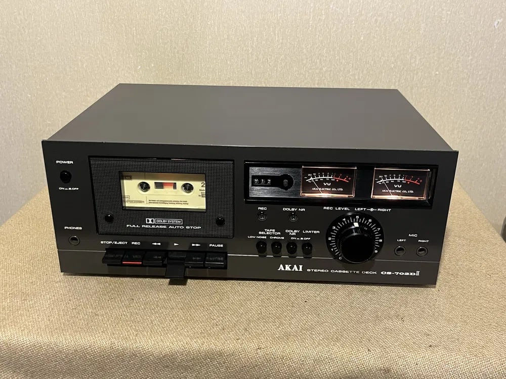 AKAI CS-702D MK2 Rare Vintage Cassette Deck Tested Japanese Analog VU Meters