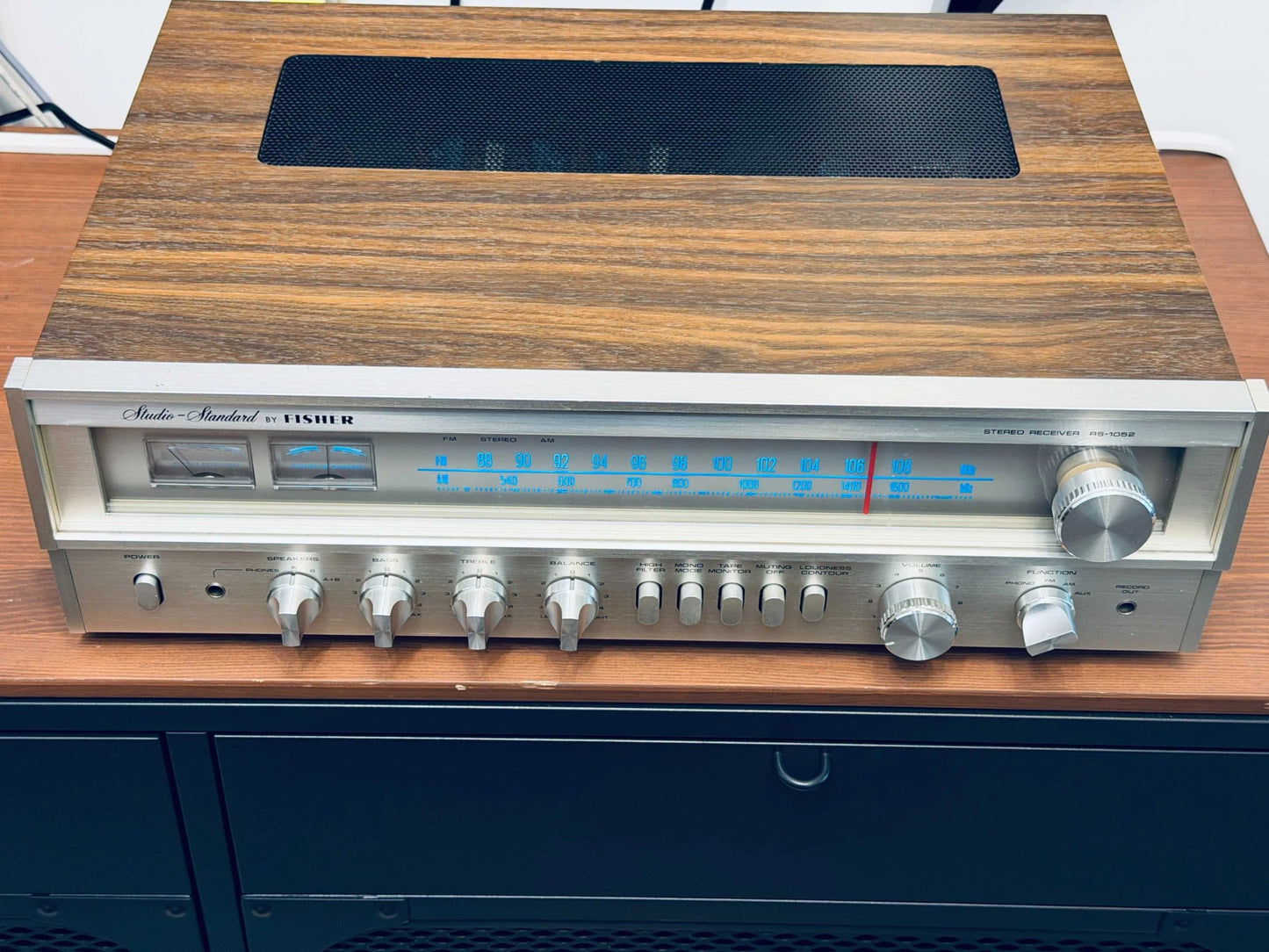 Fisher RS-1052 Studio Standard MINT Rare Vintage  Receiver Serviced Warranty