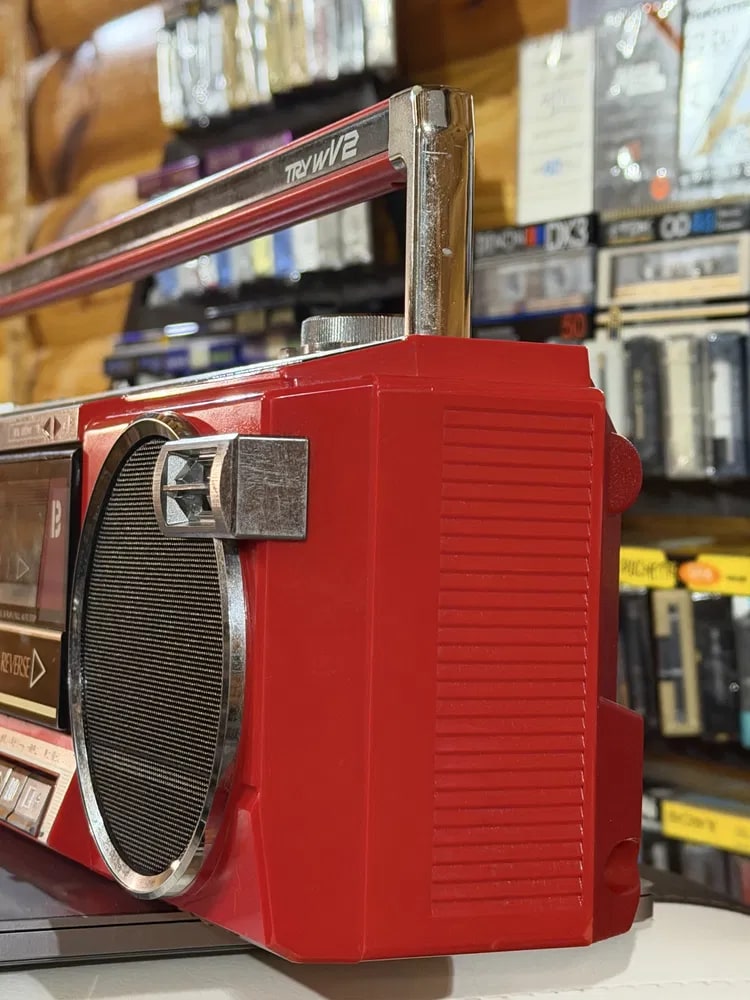 Sanyo MR-WV2(R) Rare Vintage Cassette Boombox Getto blaster Serviced Warranty
