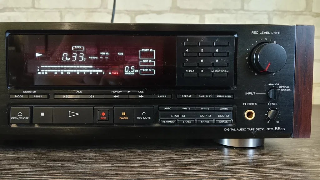 Sony DTC-55ES Rare Vintage MINT DAT Deck Warranty Remote Serviced