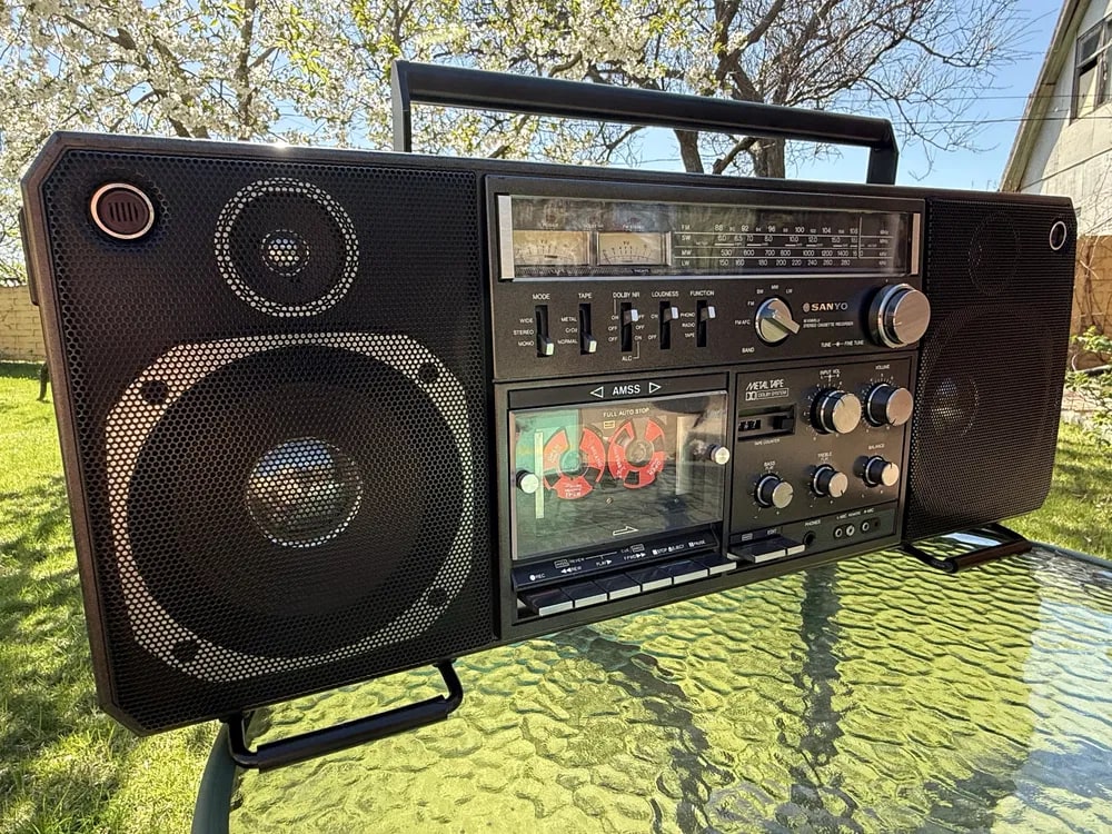 Sanyo M 9998LU Rare Vintage Cassette Boombox Getto blaster Serviced Warranty