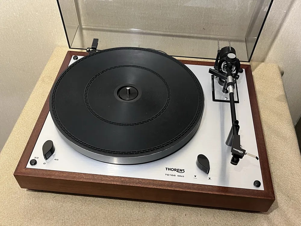 THORENS TD-166 MK2 Rare Vintage MINT Turntable Working Belt Drive Hifi